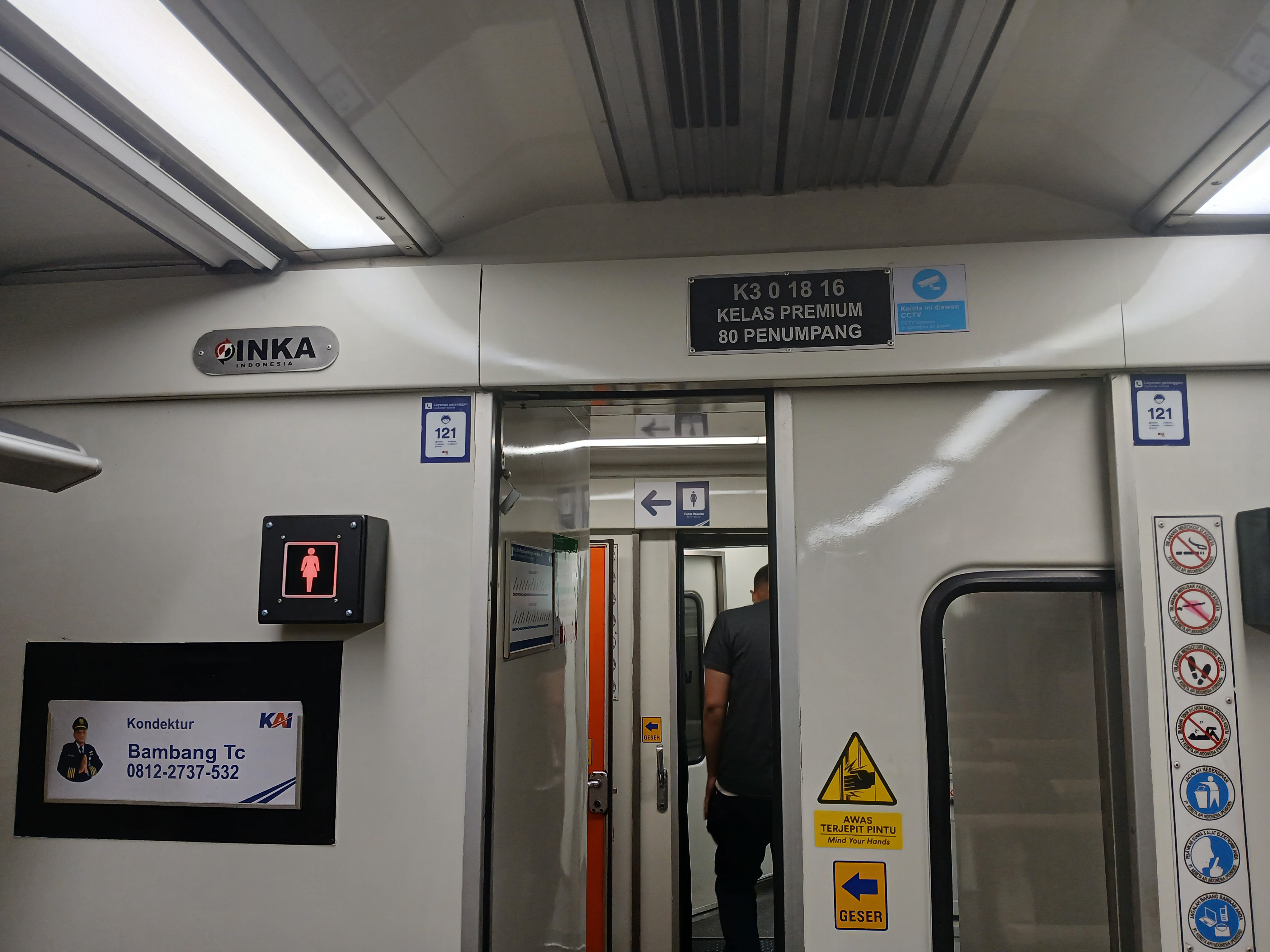 Kapasitas kereta kelas premiu ka senja / Fajar yk