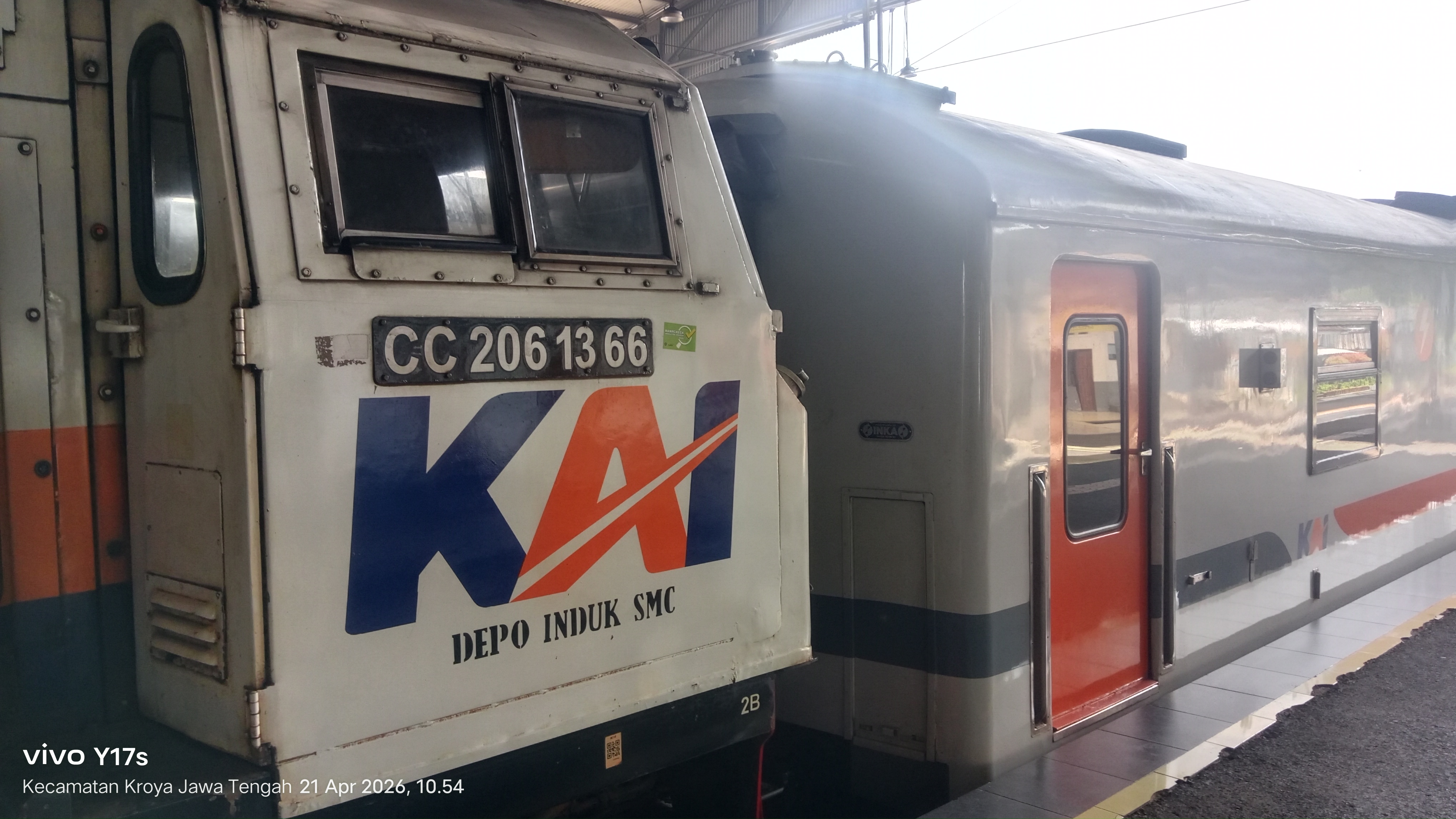 206 13 66 di Indonesia - foto kereta api