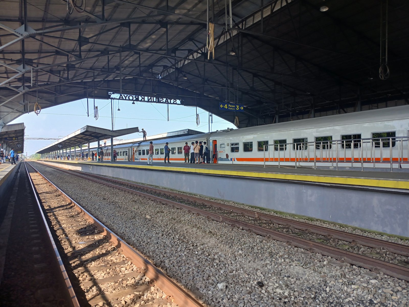Area amplasmen stasiun kroya