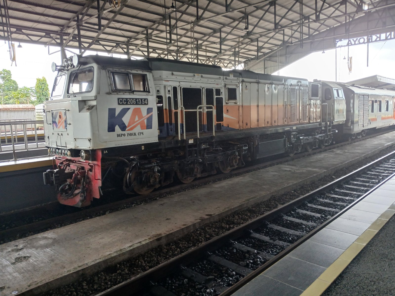 Foto Cc 206 13 54 di Indonesia