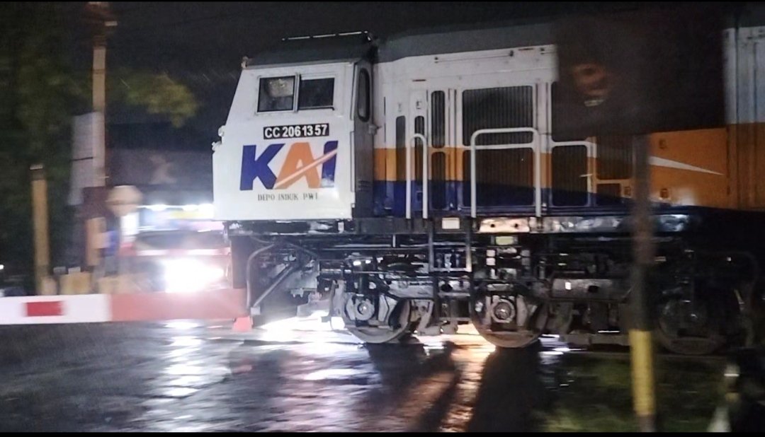CC 206 13 57