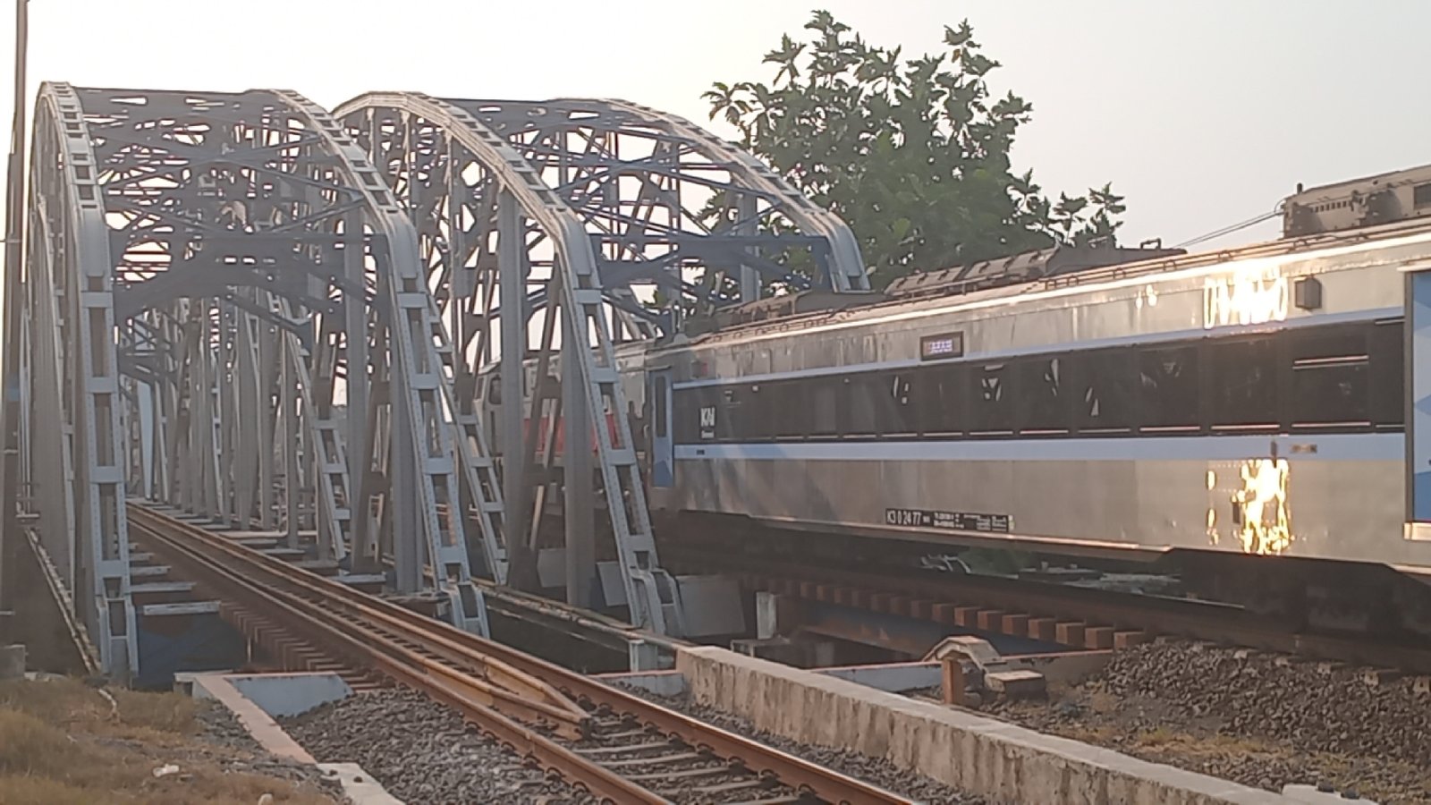 Foto Jembatan kembar  di Indonesia