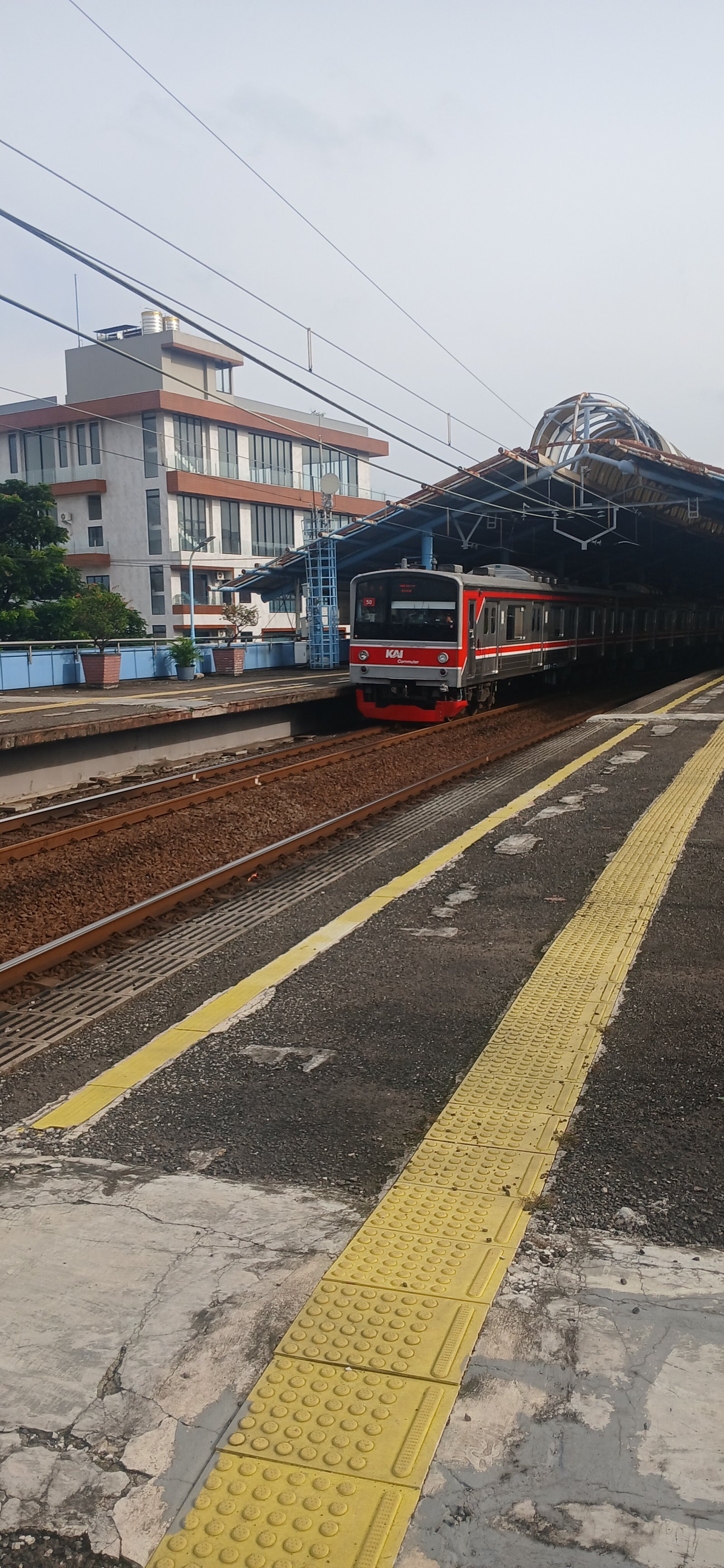 JR 205 bogor-jakarta kota