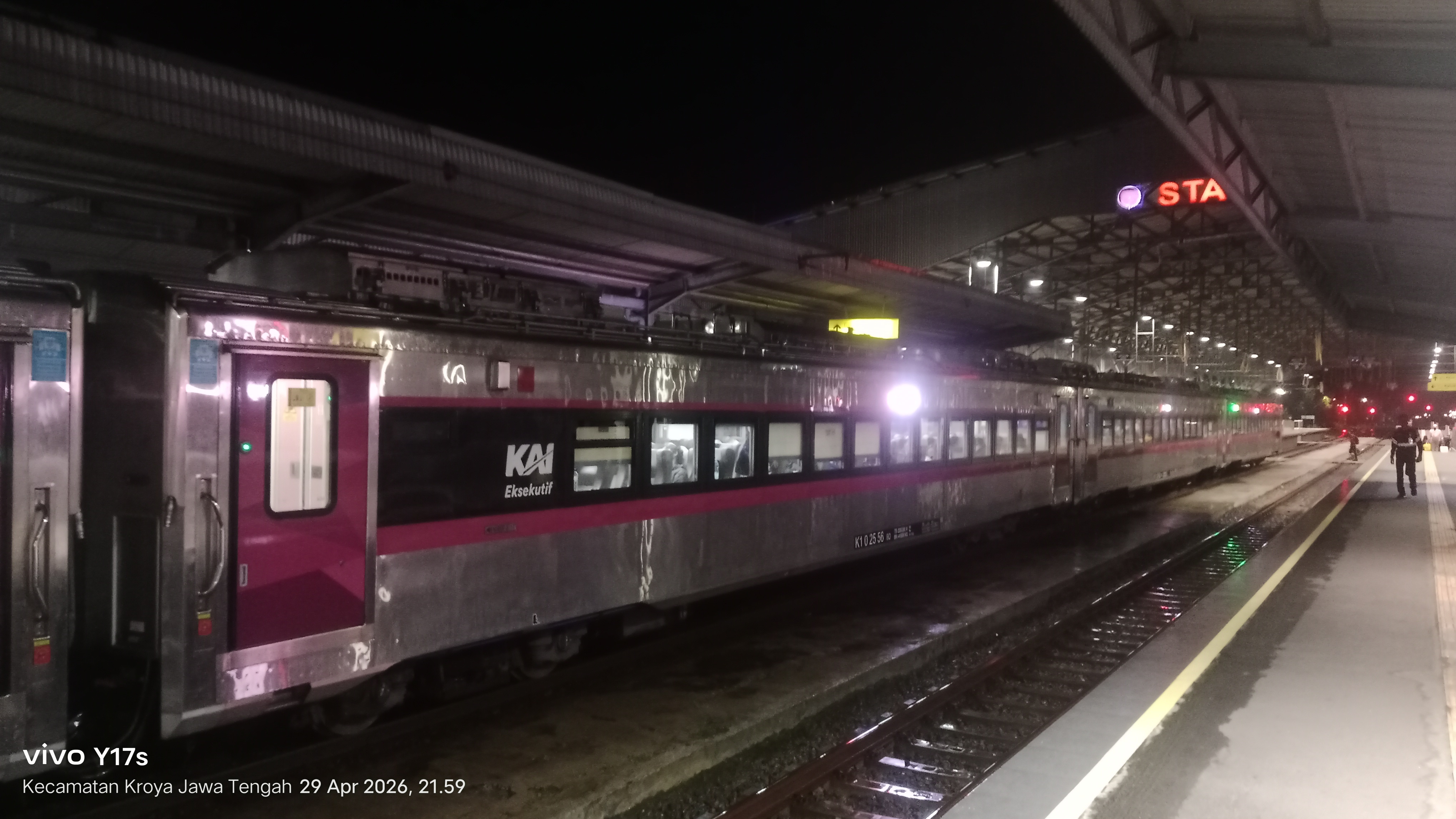 Foto KA BIMA GAMBIR - SGU di Indonesia