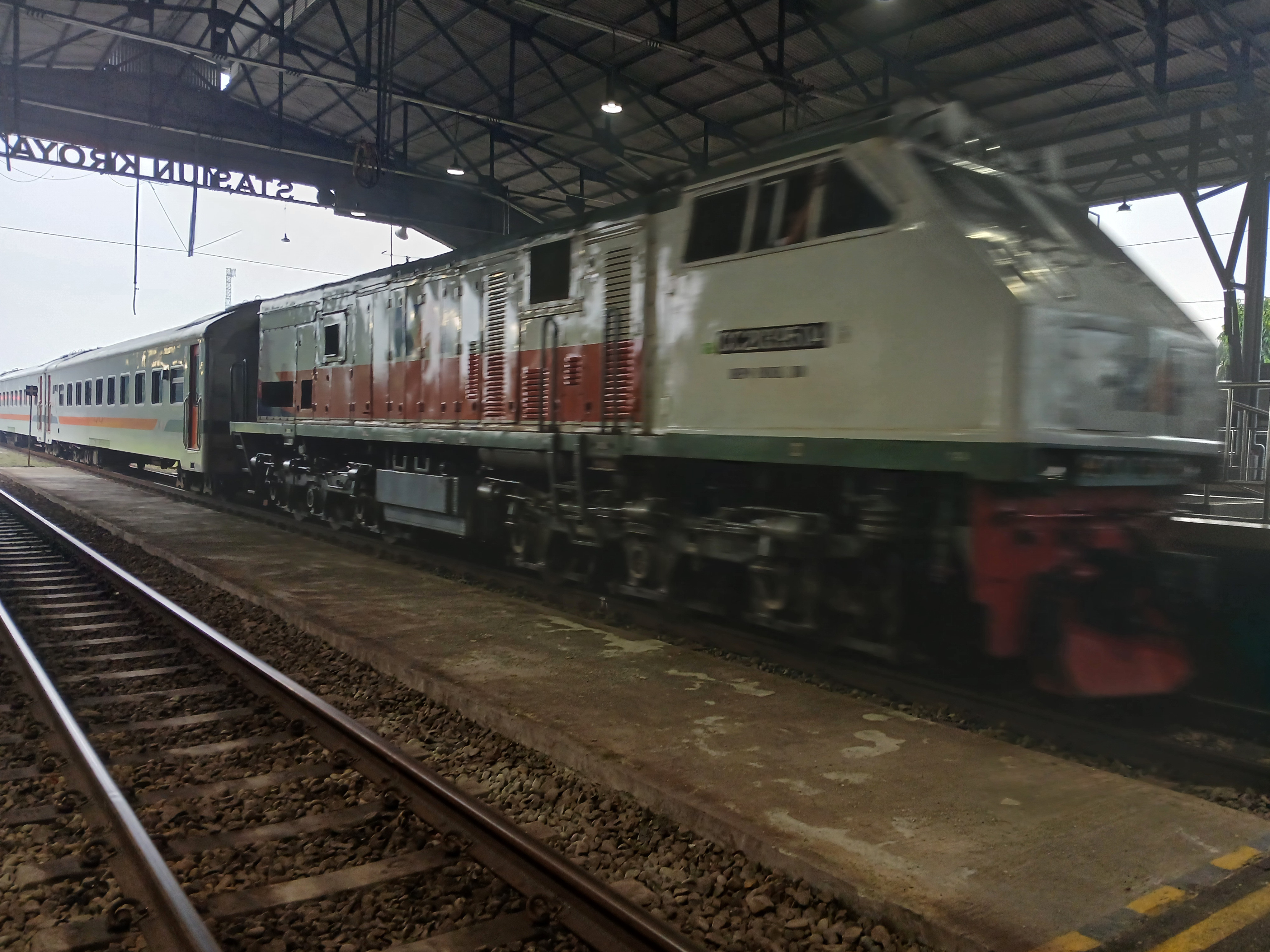 Ka pasundan tujuan Surabaya