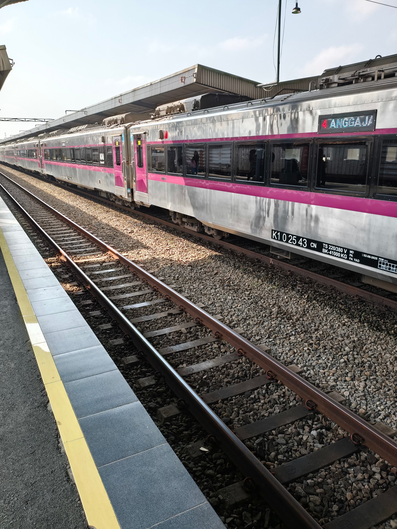 Kereta Eksekutif New Generation Ranggajati