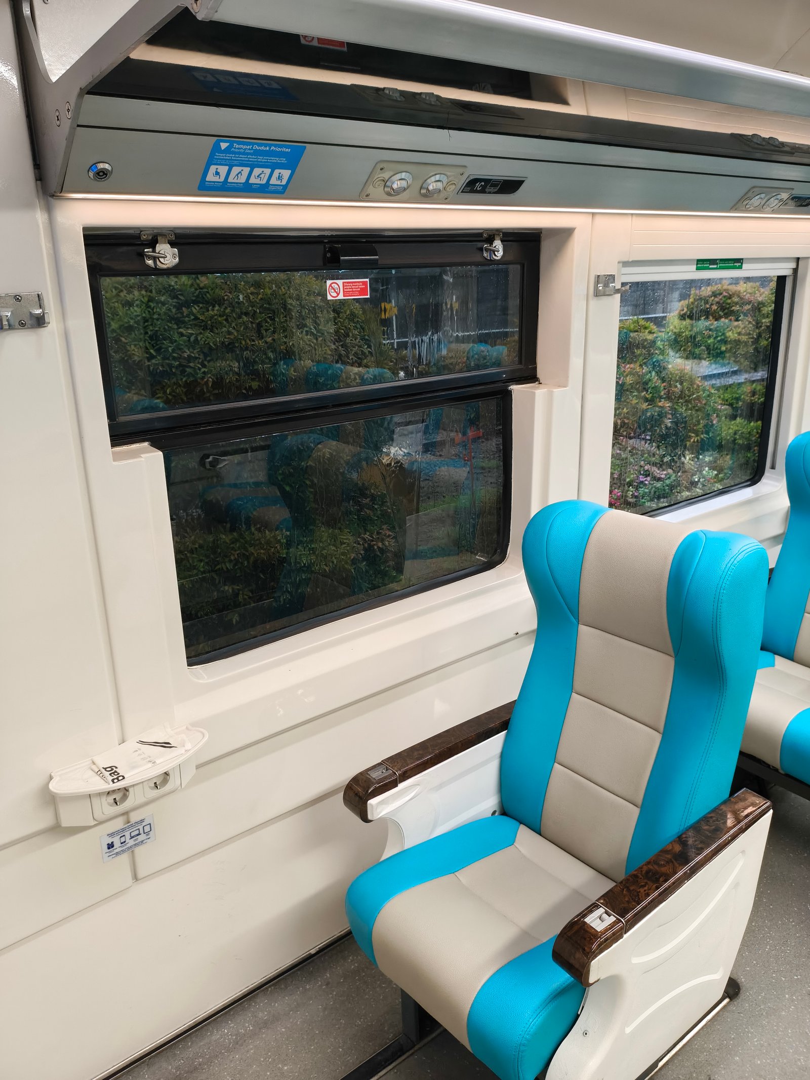 Tempat duduk Prioritas di Kereta Api Kelas Eksekutif