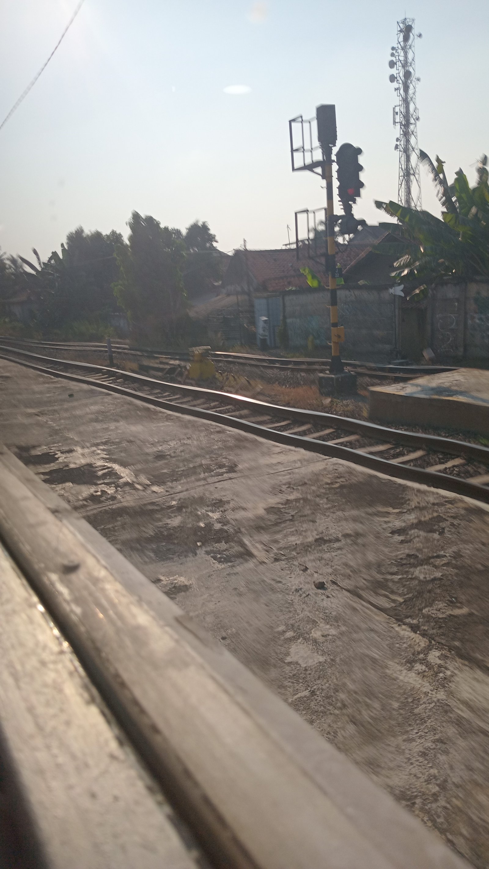 Foto Lemah abang di Indonesia