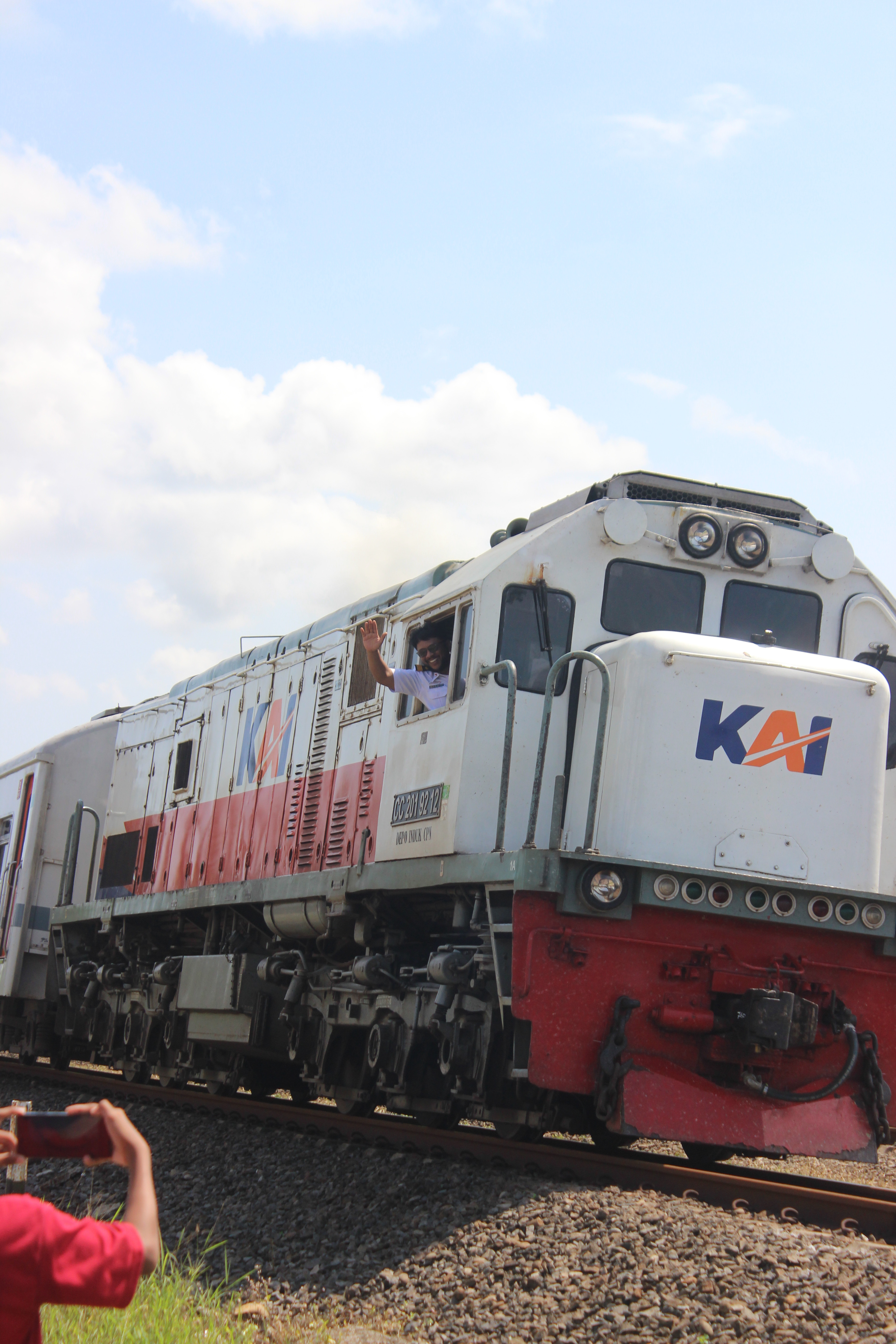 Foto Masinis ramah KA 188  di Indonesia