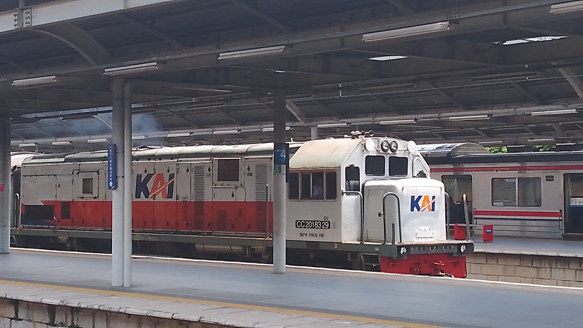 Matarmaja di Stasiun Indonesia - foto kereta api terbaru