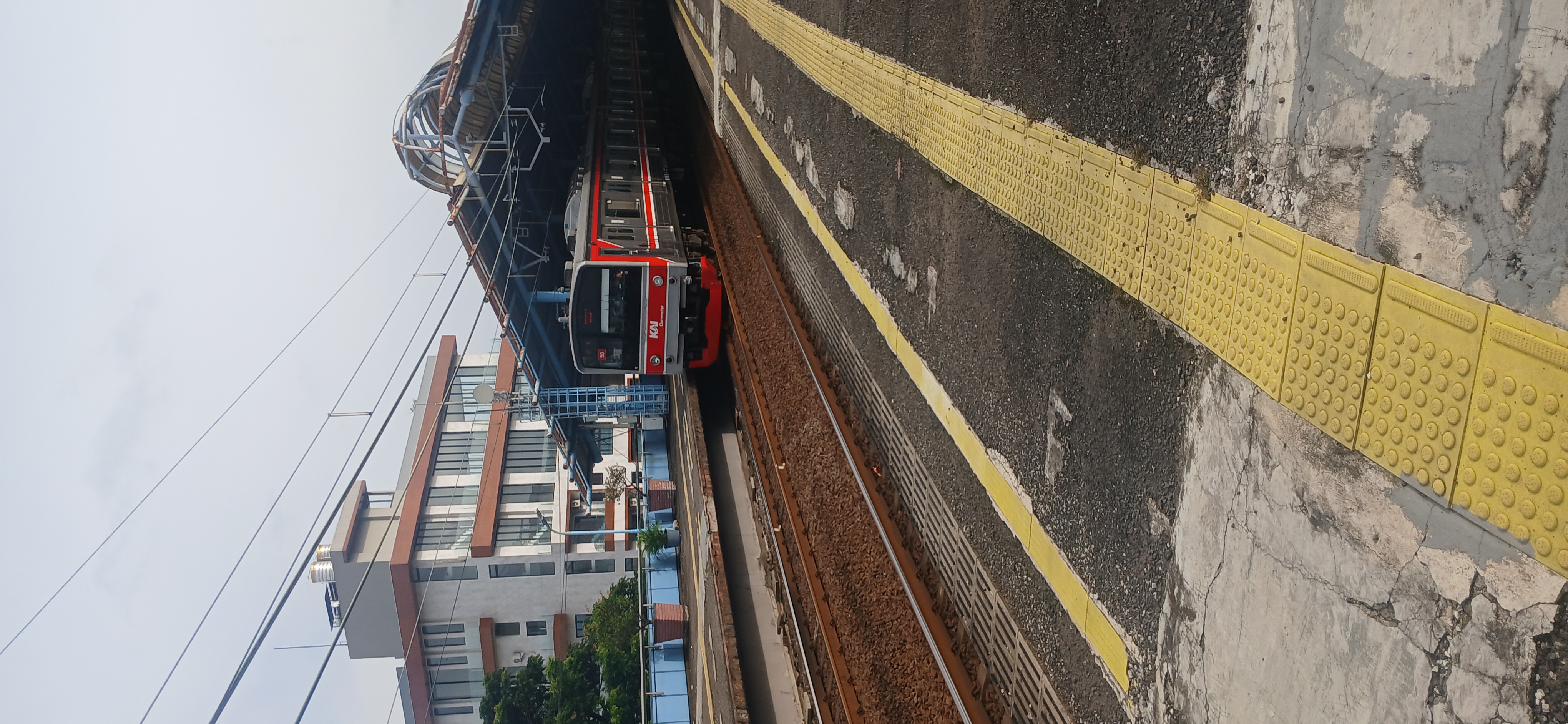 Hunting di juanda di Indonesia - foto kereta api dan lokomotif