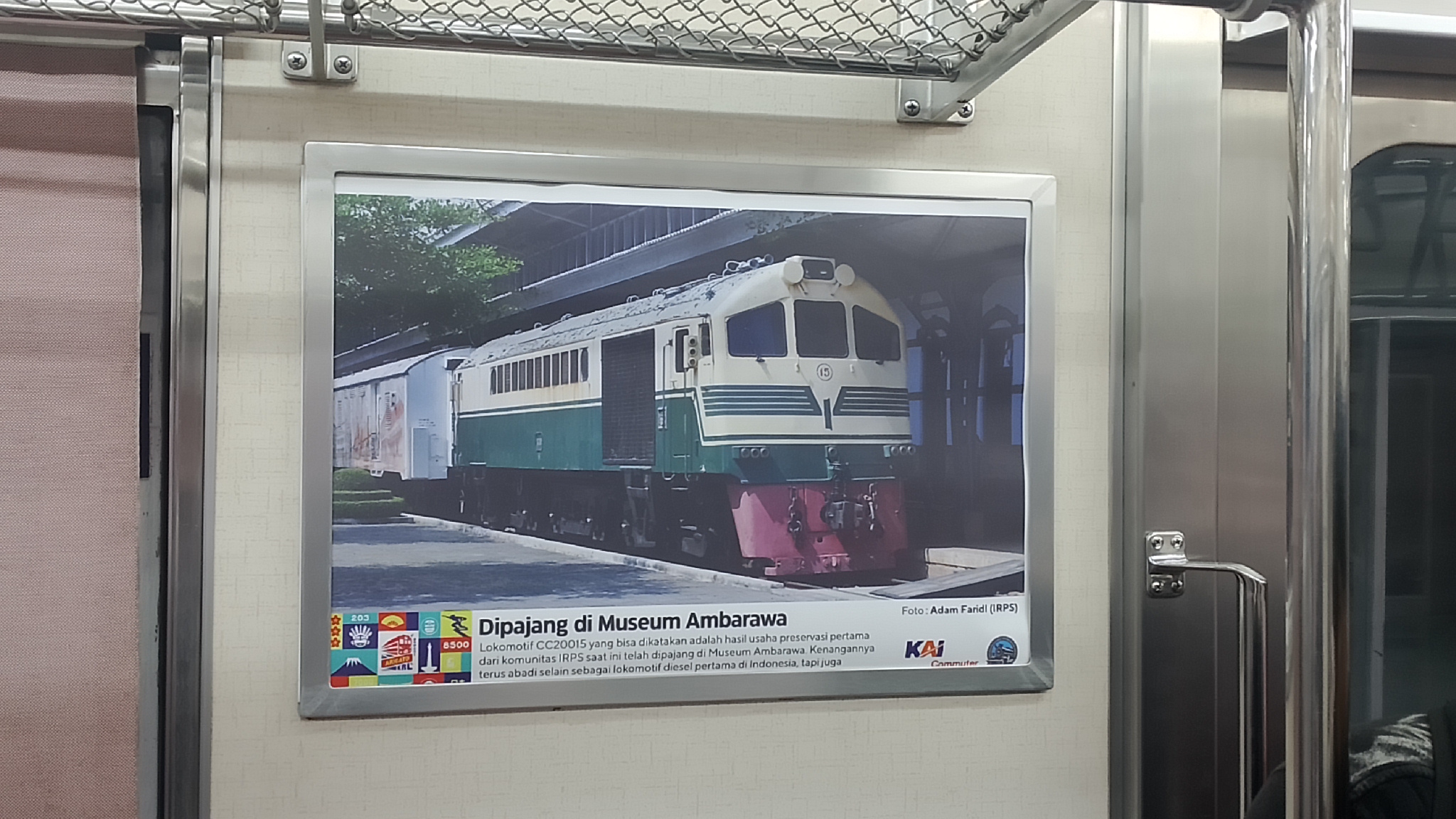 CC200 di Stasiun Indonesia - foto kereta api terbaru