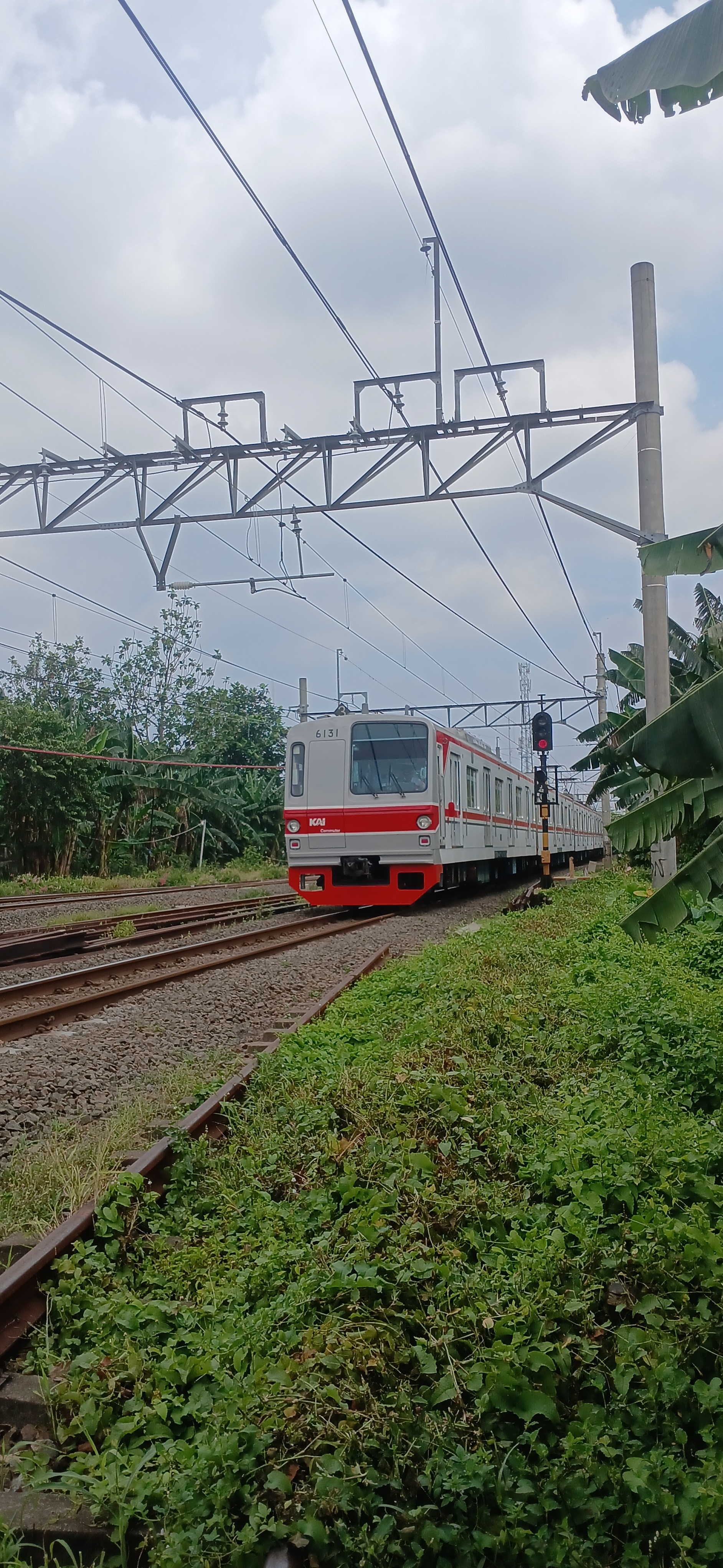 Cabin 6131 di Stasiun Indonesia - foto kereta api terbaru
