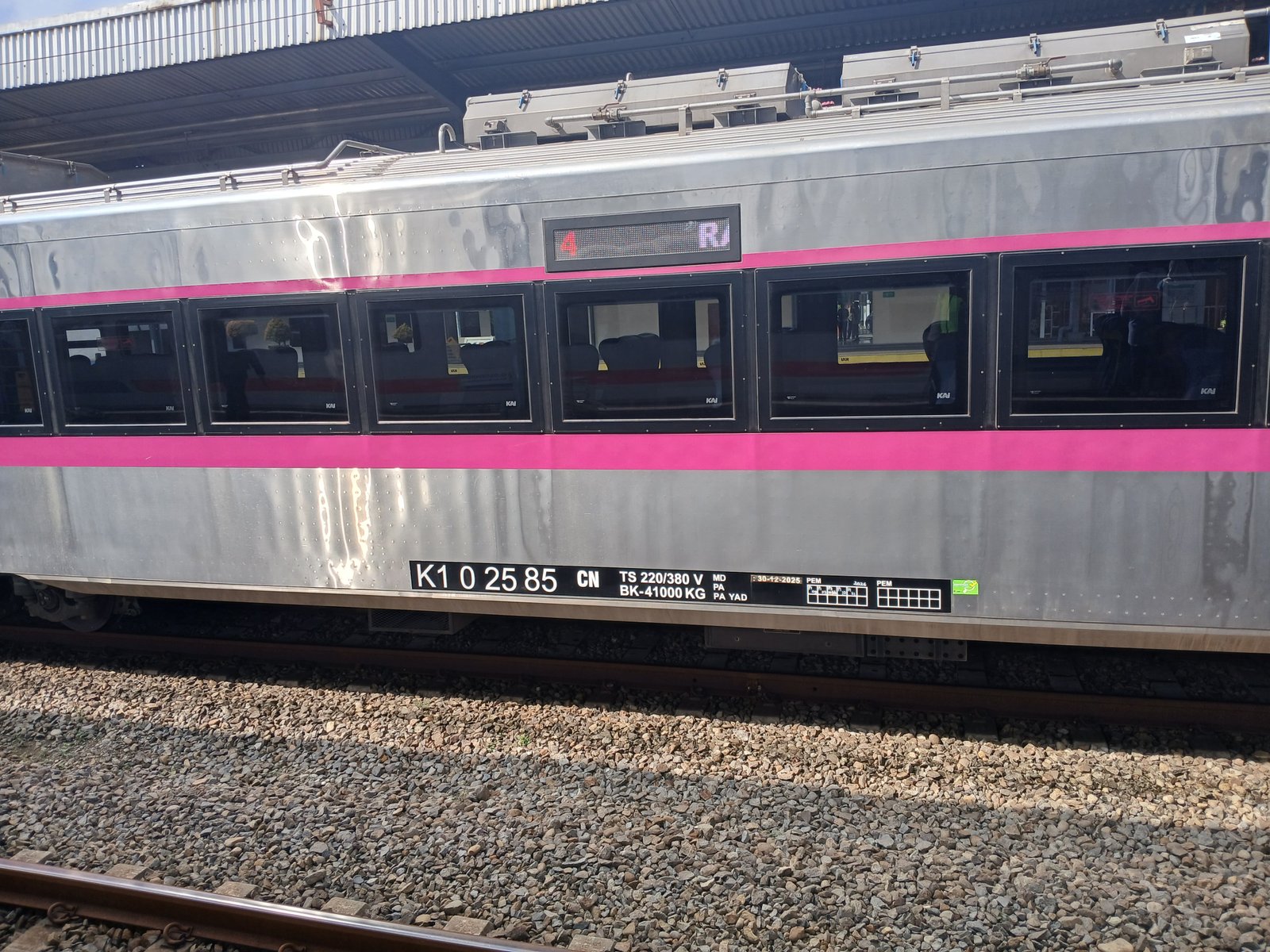 Rangkaian kereta ranggajati saat ini makin nyaman dan elegan