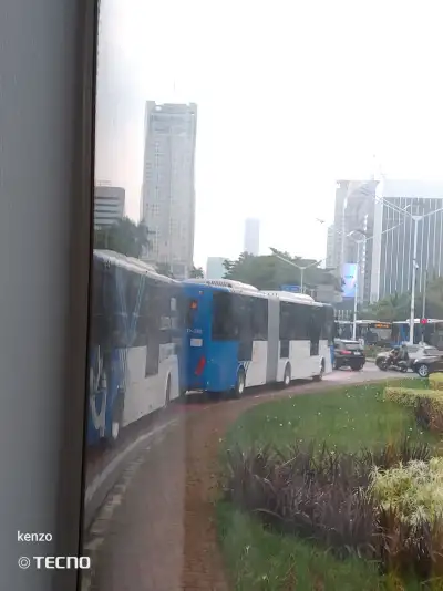 Bus gandeng uji coba 