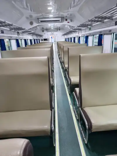 Interior kereta ekonomi pso