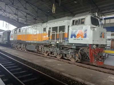 Ka kamandaka meluncur stasiun cilacap