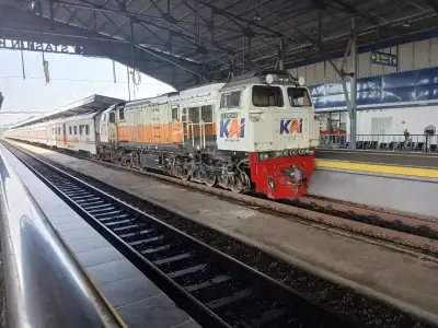 Ka kamandaka tujuan semarang tawang