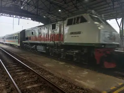 Ka pasundan tujuan Surabaya