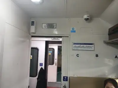 Kapasitas penumpang rangkaian kereta api serayu 