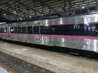 Kereta pembangkit