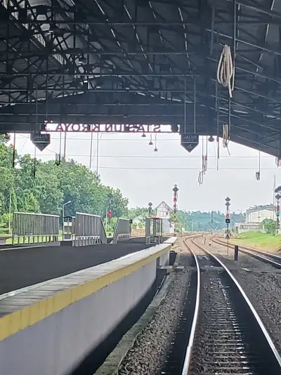 Lampu sinyal sebelah barat stasin kroya