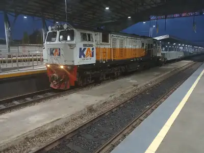 Lokomotif cc 206 13 28