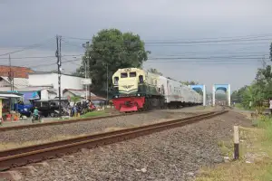 Lokomotif livery vintage pjka