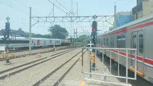KRL langsir balapan sama Kajj
