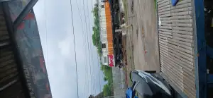 Lokomotif berlivery nataru