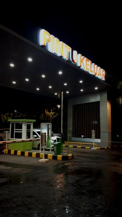 Pintu Keluar Purwokerto
