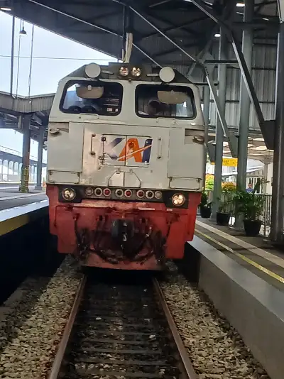 Tampak depan lok cc 206